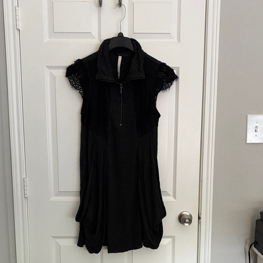 Kensie Sleeveless Black Women's Dress
W37